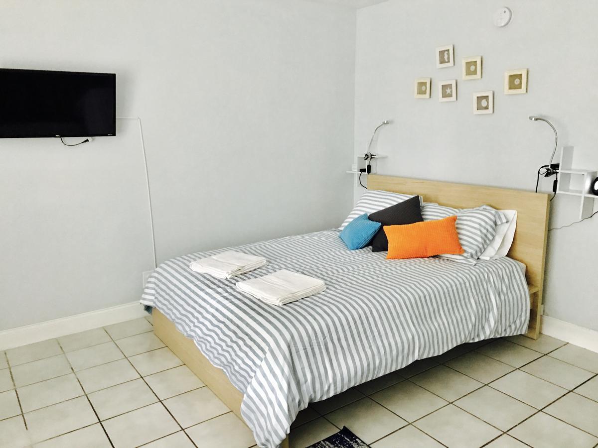 Petrina Studios Apartments By Sb Rental Properties Помпано Бийч Екстериор снимка
